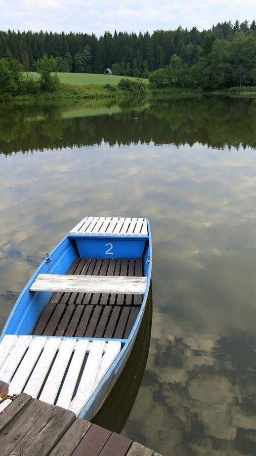 Hotel Skalsky Dvur Bystrice nad Pernstejnem Esterno foto